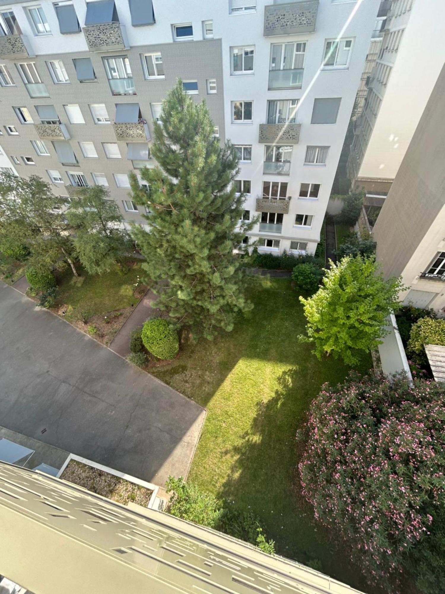 Appartement Meuble Tres Bien Situe Boulogne-Billancourt Buitenkant foto